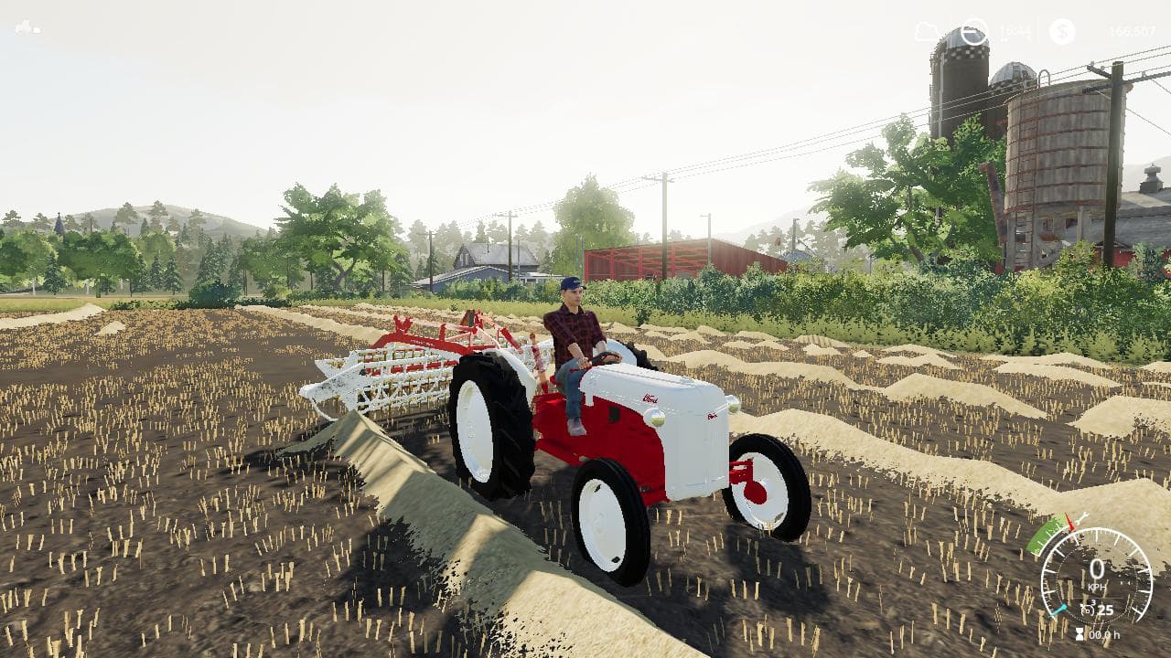FORD 8N EARLY NARROW TIRES 4