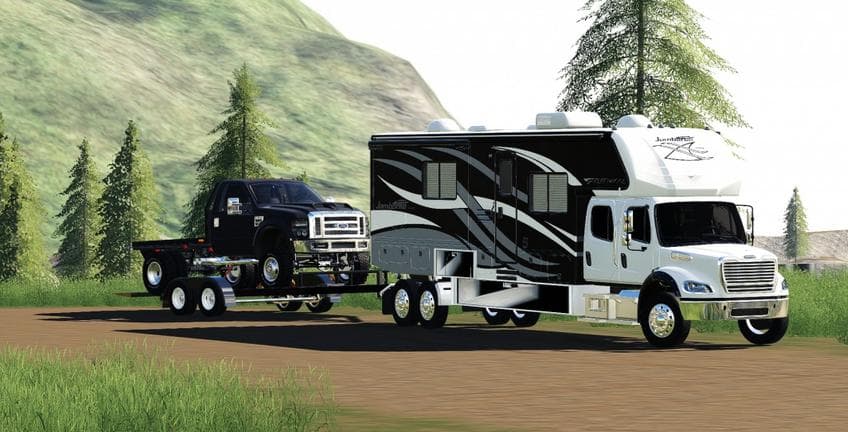 FREIGHTLINER M2 CAMPER 2