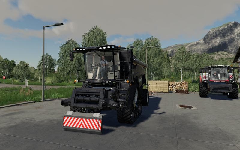 Frontshield for Combines