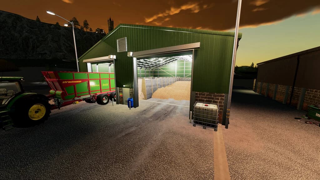 GRAIN BARN