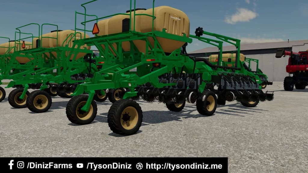 GREAT PLAINS YP3025A PLANTER 4