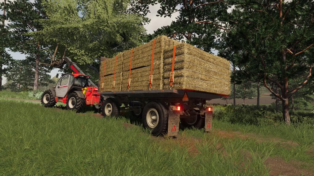 HW80 BALE TRAILER 2