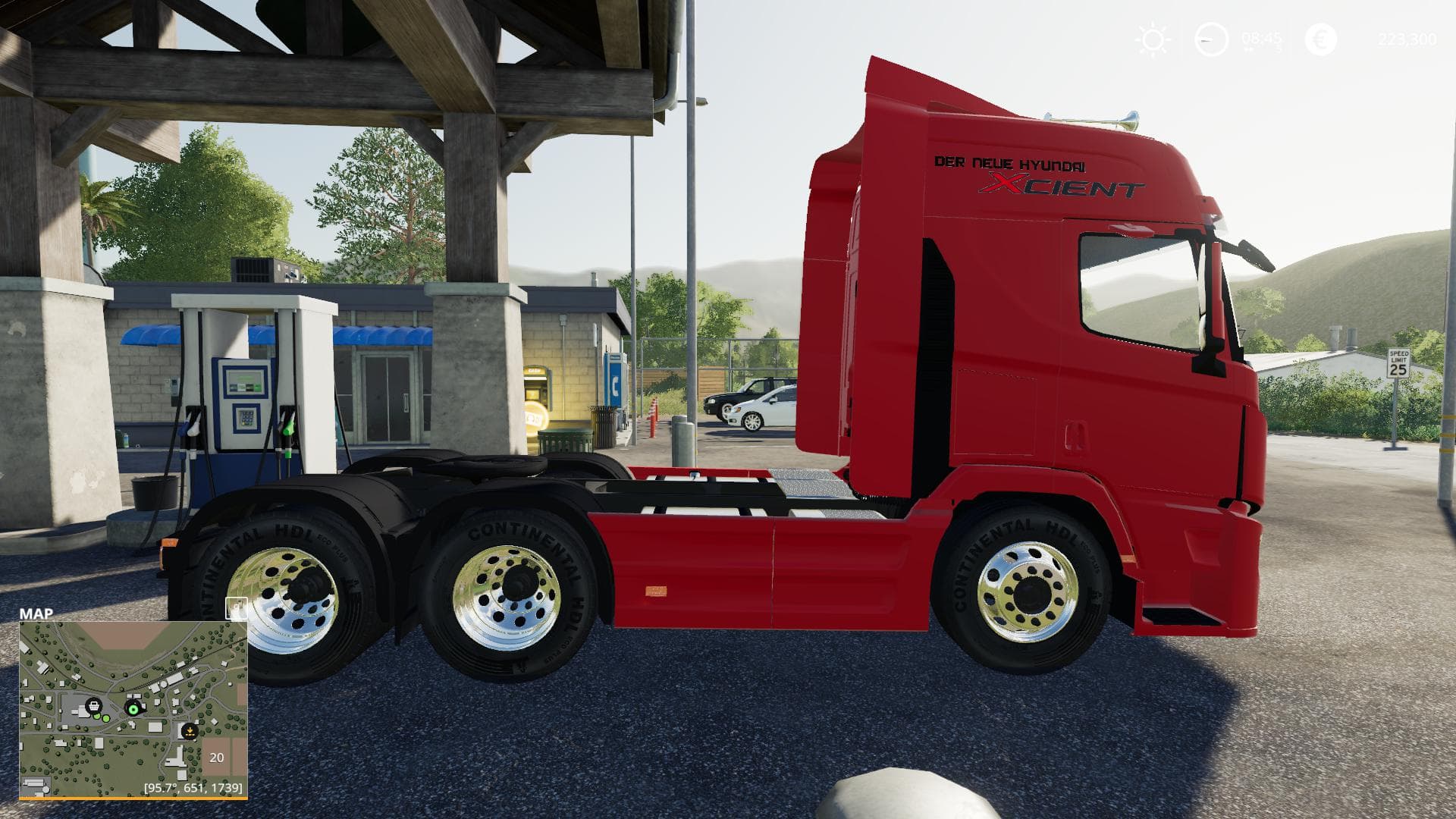 HYUNDAI TRAGO XCIENT 2013 2