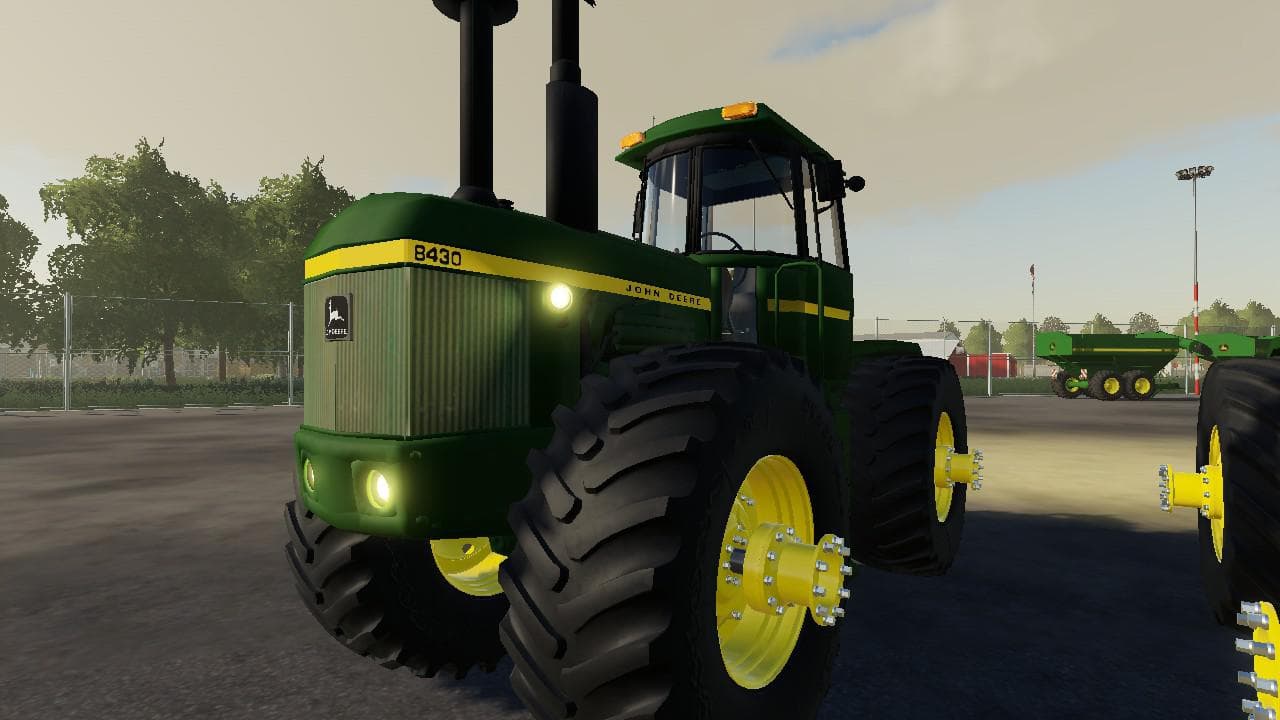JD 8000 4WD 3