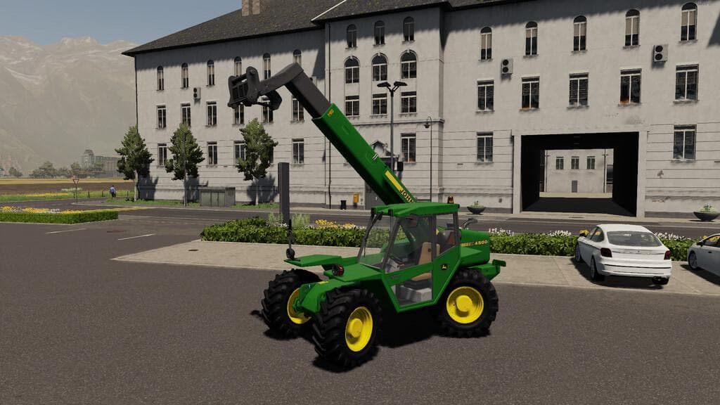 JOHN DEERE 4500 2