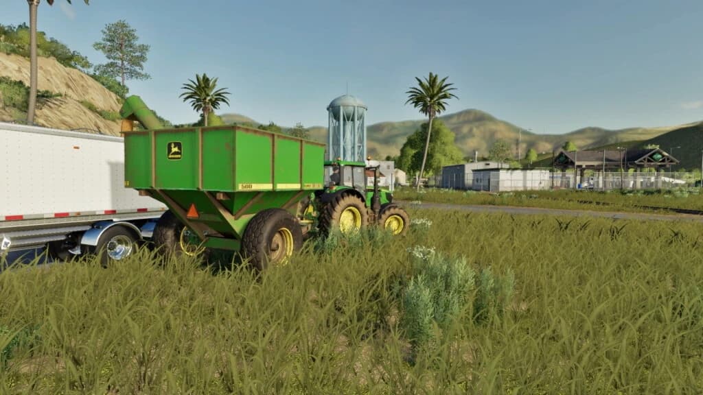 JOHN DEERE 500 GRAINT CART 3