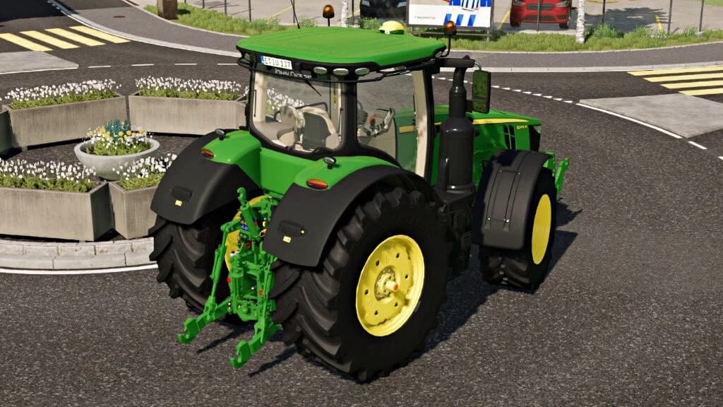 JOHN DEERE 8R 3