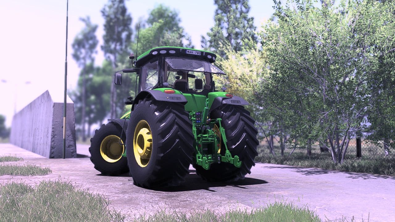 John Deere 8R Series 2009 Agropark 4