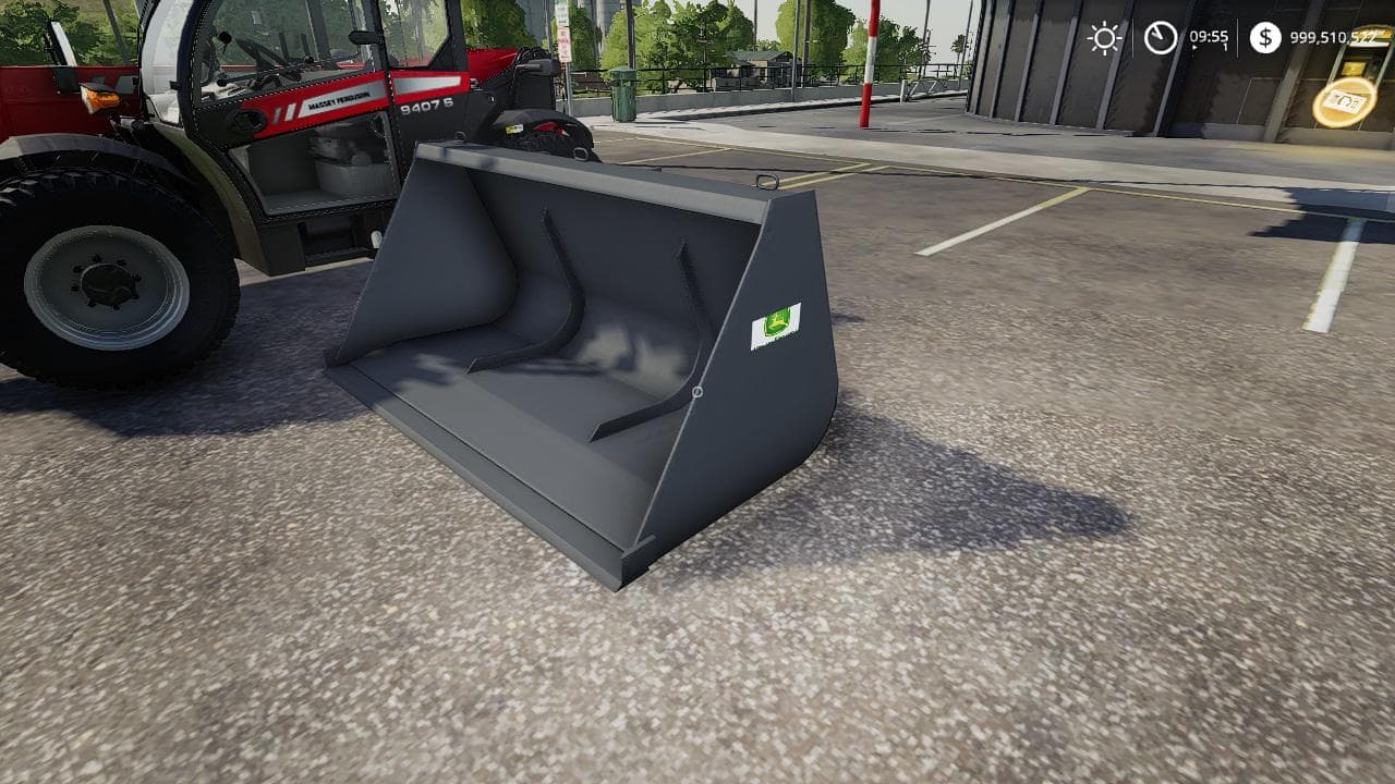 John Deere telehandler bucket 3