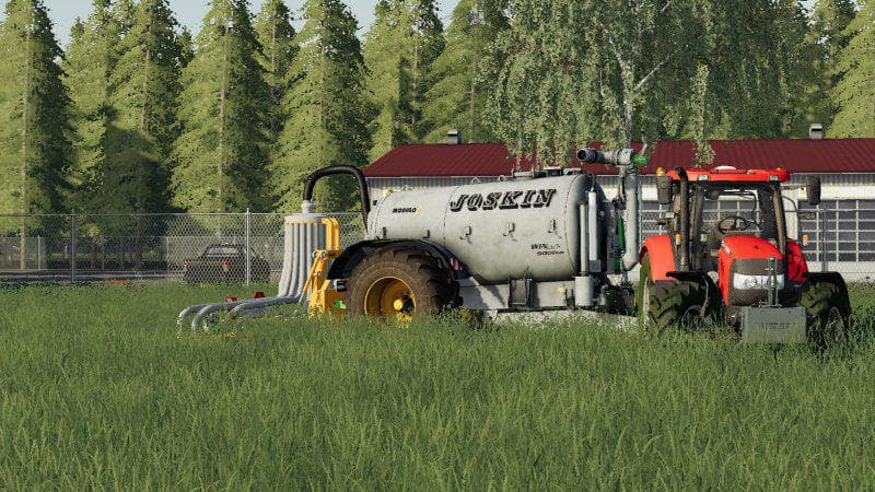 Joskin Modulo 2 with attacher