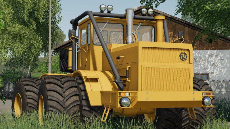 Kirovets K700 4