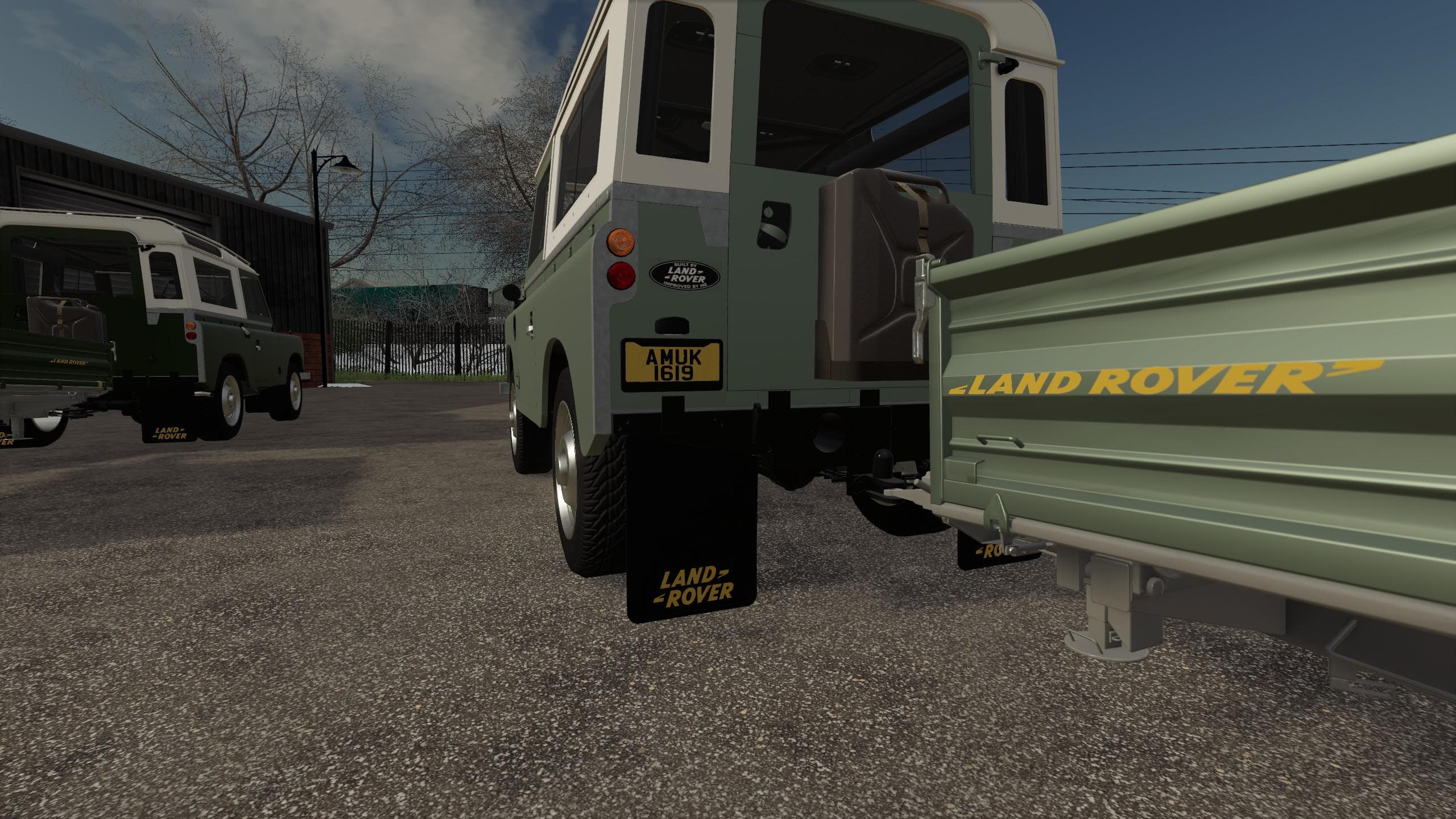 LAND ROVER TRAILER 2