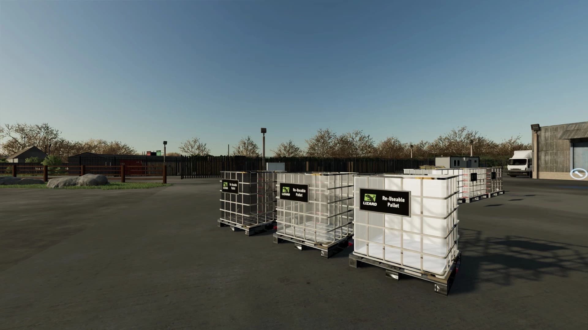 LIZARD RE-USEABLE PALLETS 3
