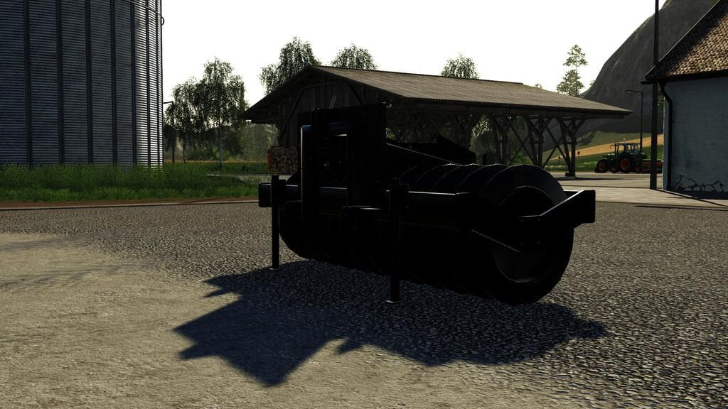 LIZARD SILAGE ROLLER 2