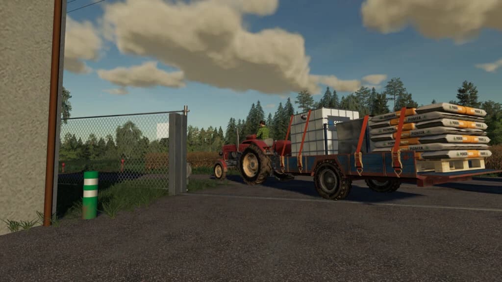 LOW TRAILER AND BALE TRAILER 3