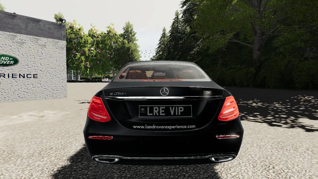 MERCEDES BENZ E-CLASS 2