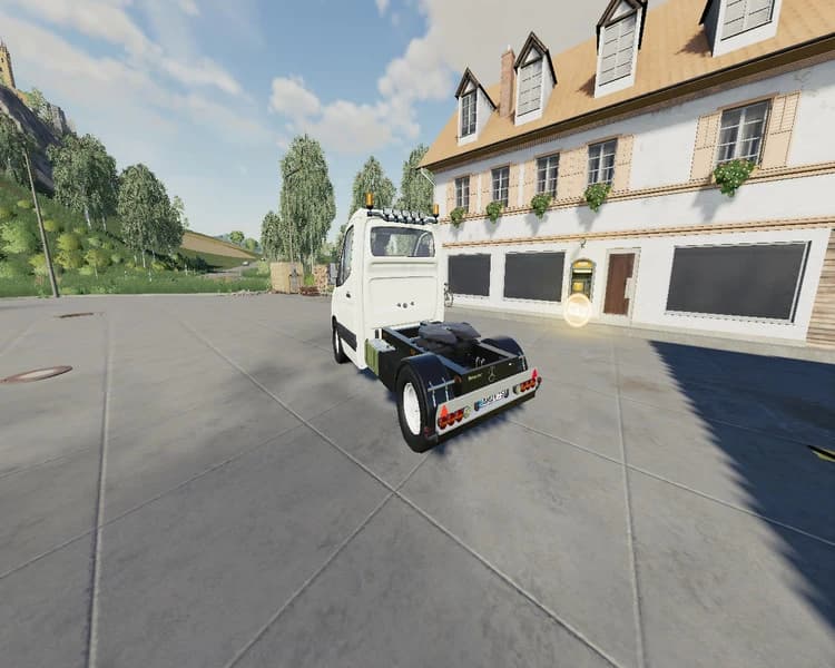 MERCEDES SPRINTER VANTRUCK 2