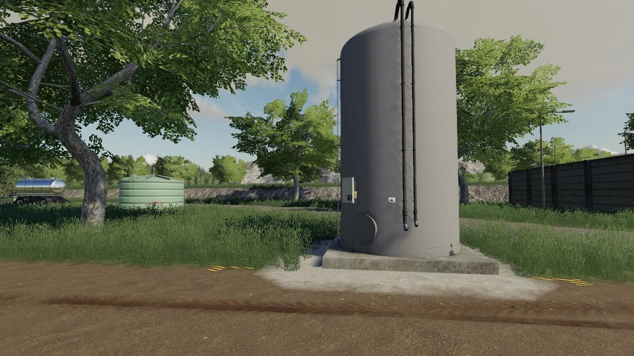 MILK TANK FOR STORING MILK