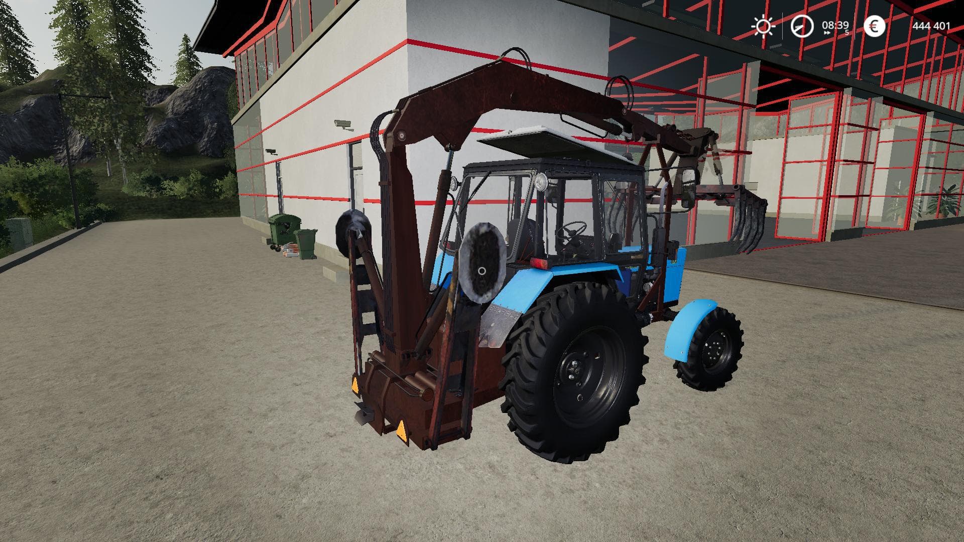 MTZ 82 PE 1F FORKLIFT 2