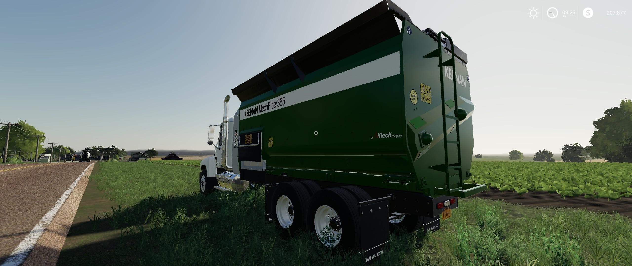 Mack Pinnacle Feed Truck