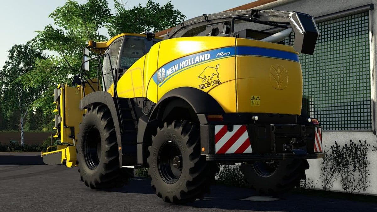 NEW HOLLAND FR850 YELLOW BULL 2