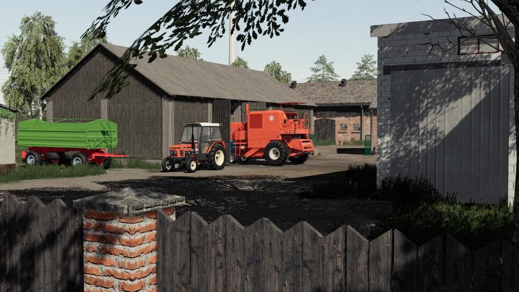 OLD DOUBLE BARN 3