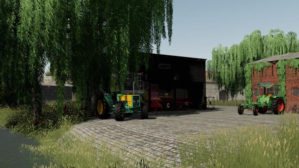 OLD SHED SMALL 4
