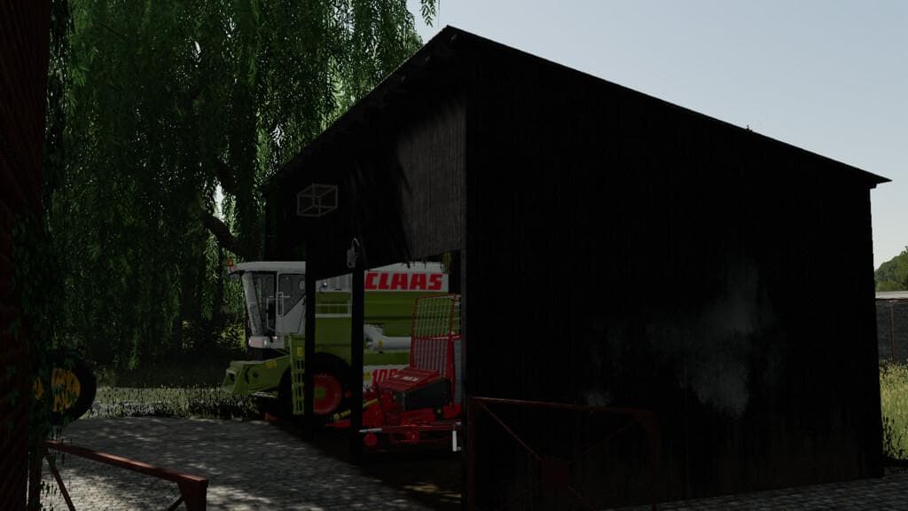 OLD SHED SMALL