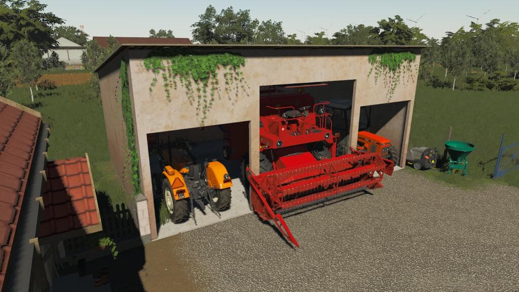 OLD SMALL SHED