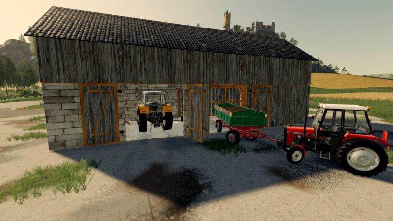 OLD WOODEN BARN 3