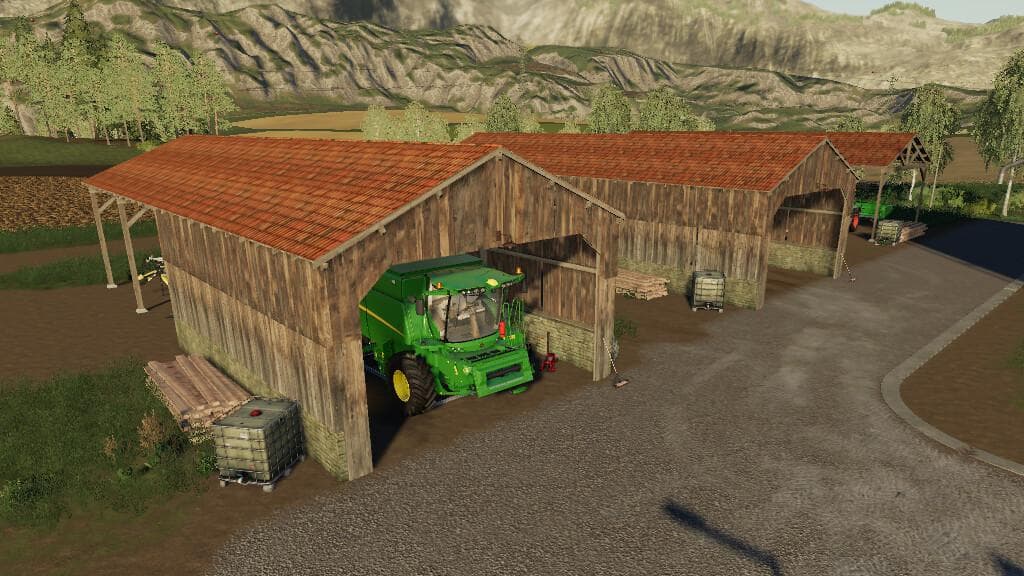 OLD WOODEN SHED 3