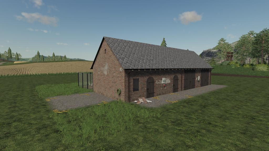 PIGSTY AND CHICKEN COOP 3