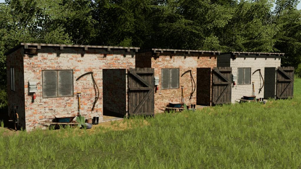 POLISH CHICKEN COOP 3