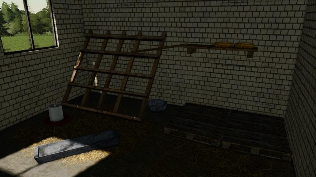 POLISH CHICKEN COOP 2