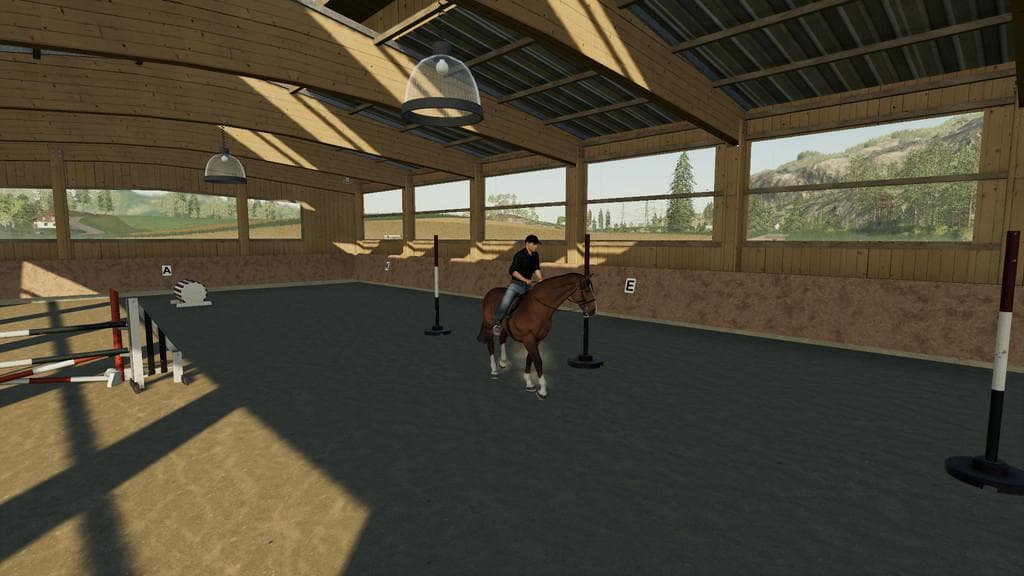 RIDING HALL 3