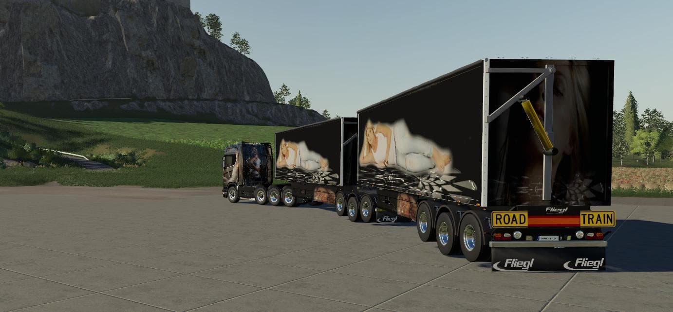 ROADTRAIN SEMI WOODCHIPS