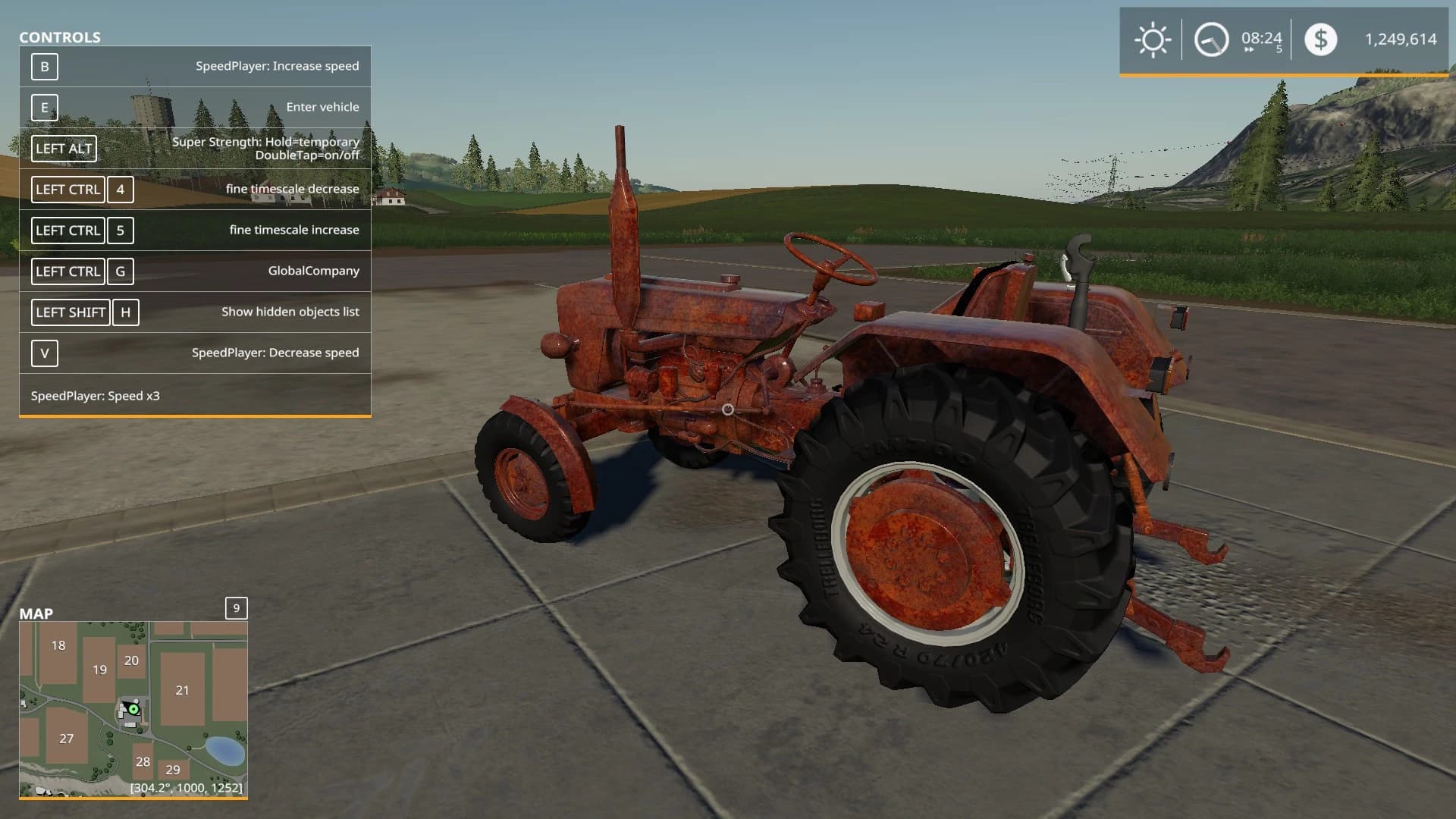 RUSTED OLD TRACTOR 2