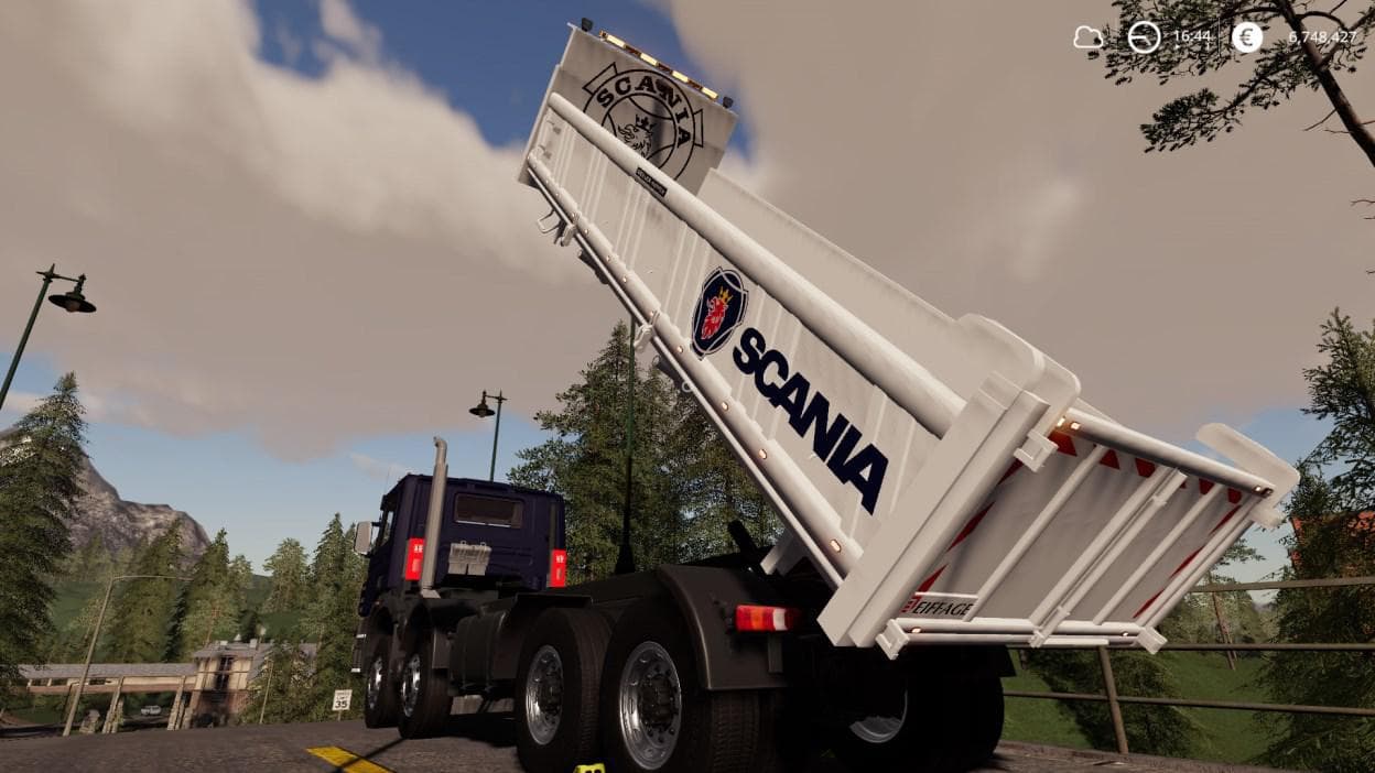 SCANIA 8X4 TIPPER 5