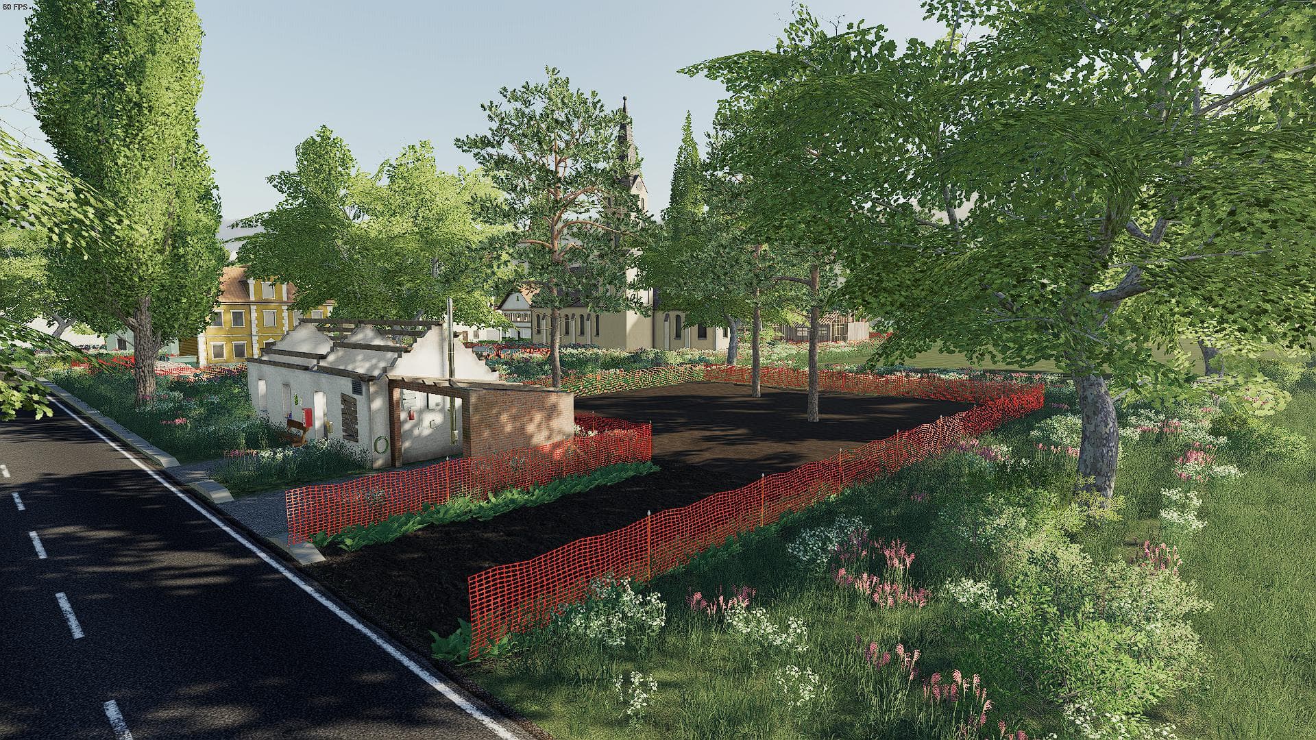 SMALL TOWN TP 2