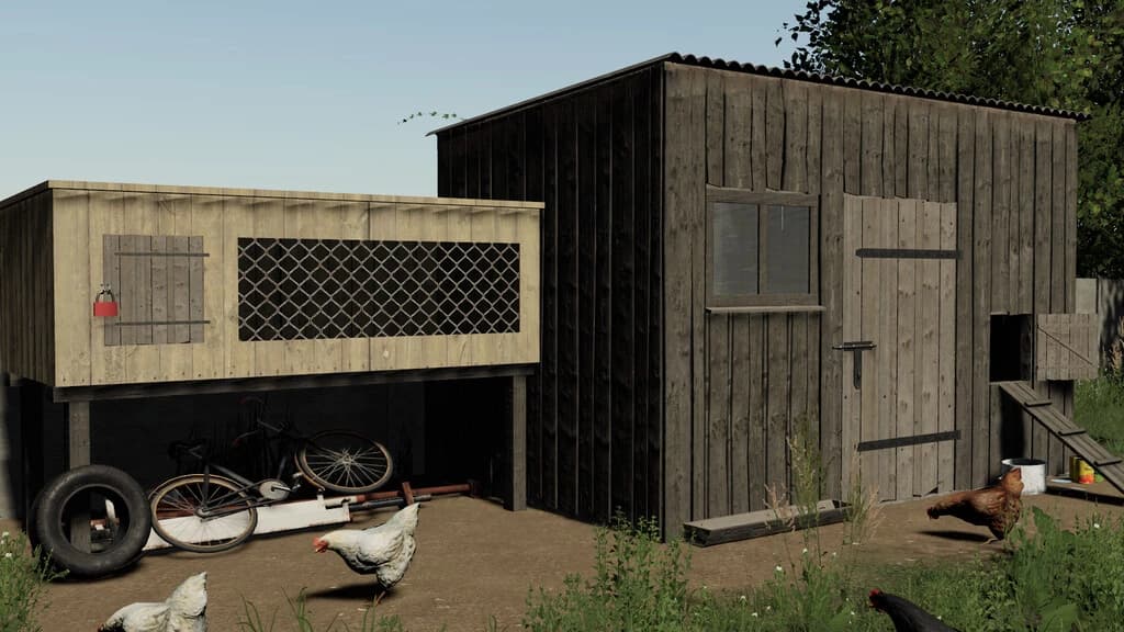 SMALL WOODEN CHICKEN COOP 3