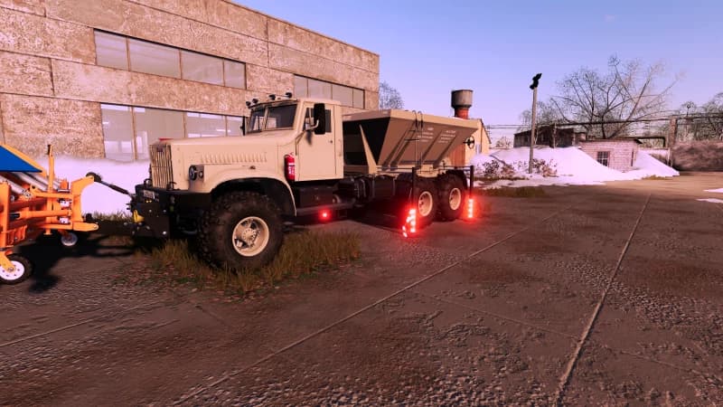 SNOW PLOWS AND SPREADERS
