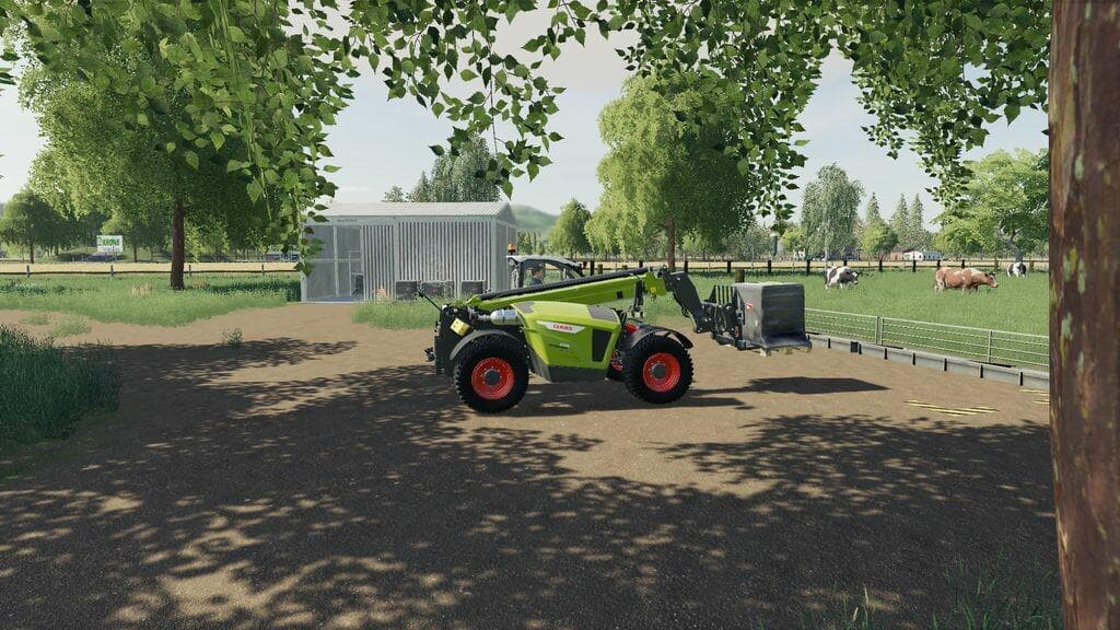 STRAW HARVEST PALLET STORAGE 2