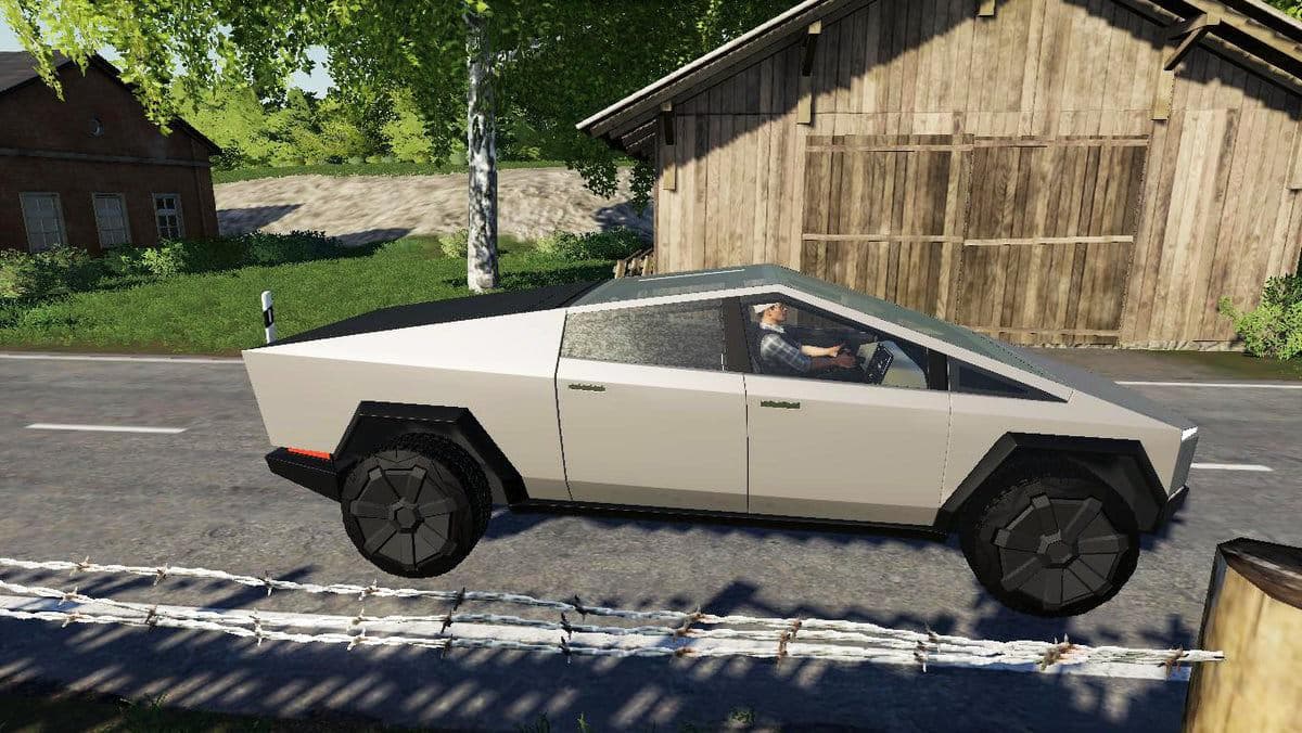 TESLA CYBERTRUCK 2