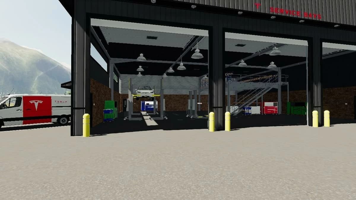 TESLA SHOWROOM