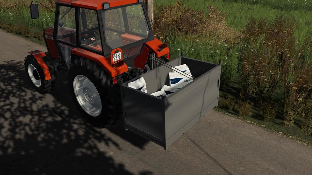TRANSPORT BOX