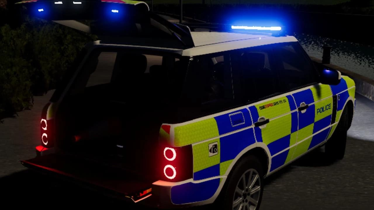 UK POLICE RANGE ROVER 2