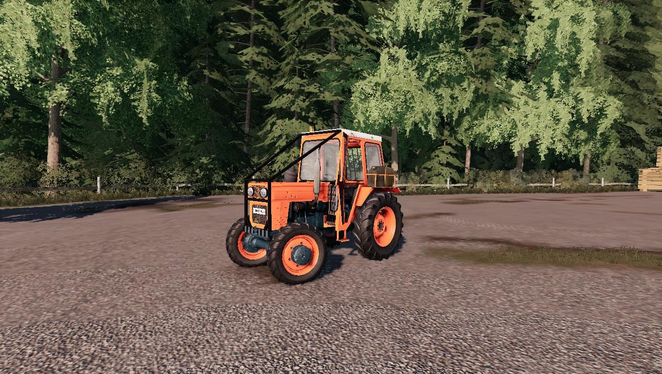 UNIVERSAL 445 FORESTIER 2