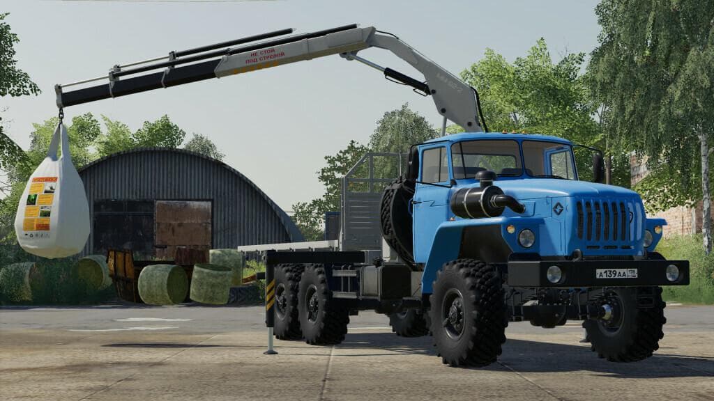 URAL 4320-60 LOADER CRANE 2