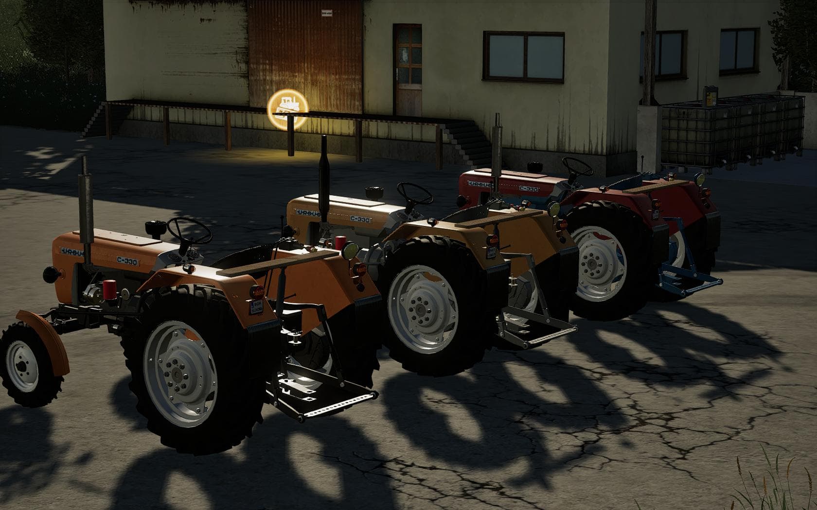 URSUS C330