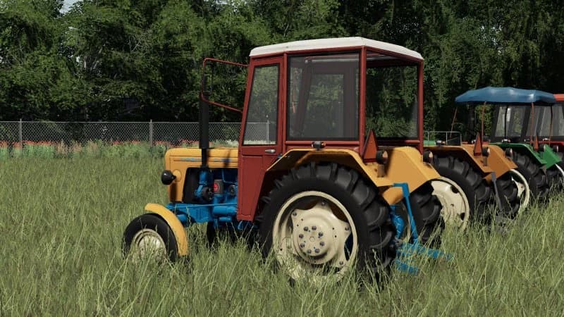 URSUS C330